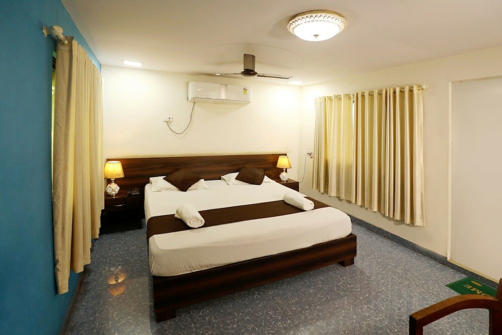 Фото Pali Village Resort