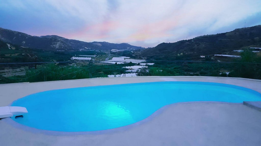 Фото Sarakinas Residences