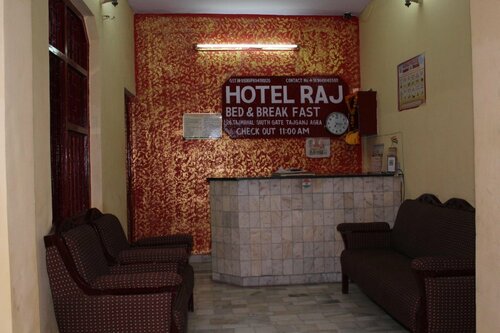 Внешний вид отеля Hotel Raj Bed & Breakfast в Агре, фото 2