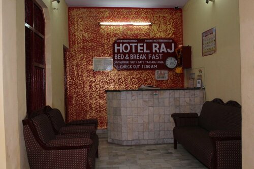 Гостиница Hotel Raj Bed & Breakfast в Агре