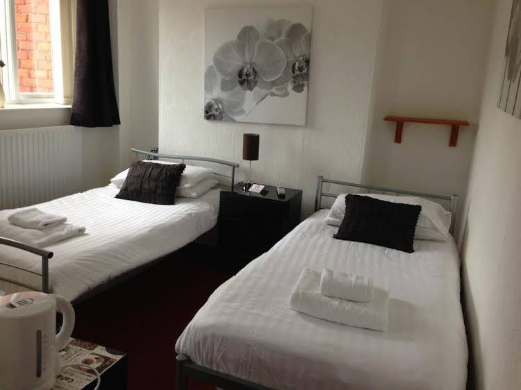 Фото The Acorn Guest House