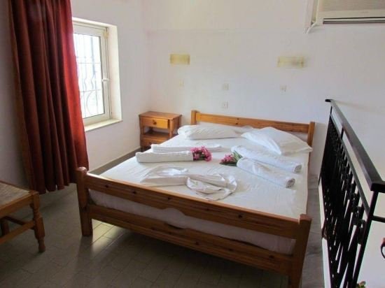 Фото Pefkos View Suites & Maisonette