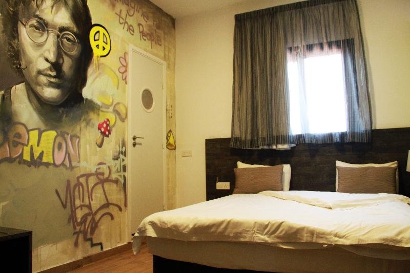 Фото Rise Urban Art Hotel