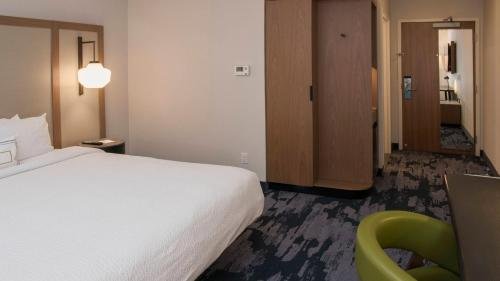 Фото Fairfield Inn & Suites by Marriott Milwaukee North