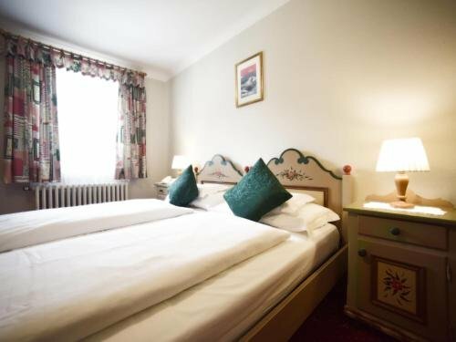 Гостиница Hotel Monte Cherz