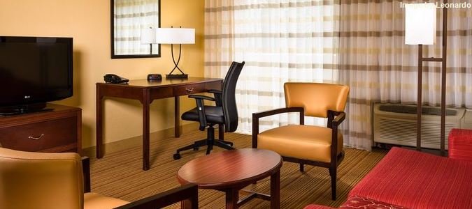 Фото Courtyard by Marriott Fort Lauderdale North/Cypress Creek
