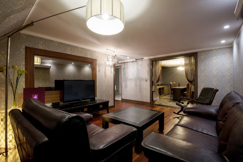 Фото Nineth Hotel