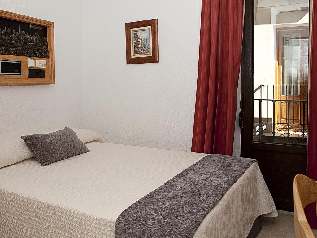 Фото Hotel Carlos V