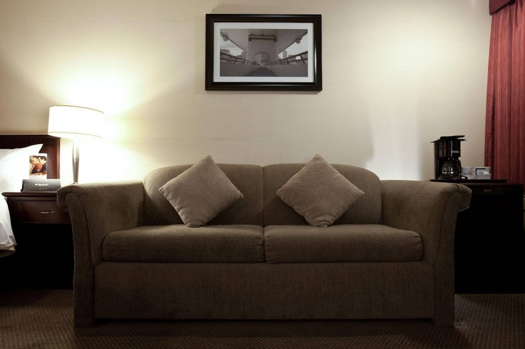 Фото Sandman Signature Calgary Downtown Hotel