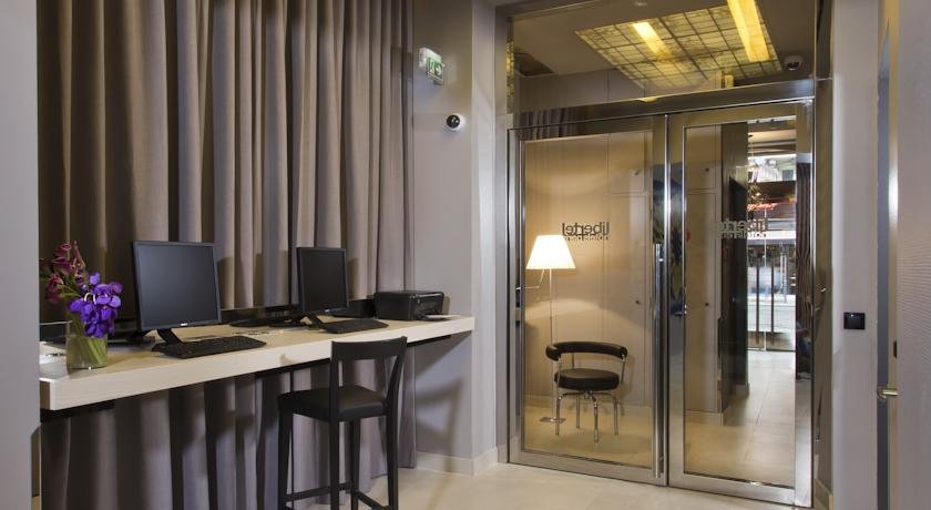 Фото Libertel Gare de l'Est Francais