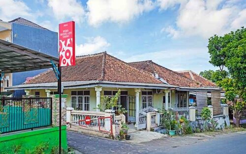 Гостиница Oyo 90416 Wisma Wayang Ajen Syariah в Провинции Западная Ява