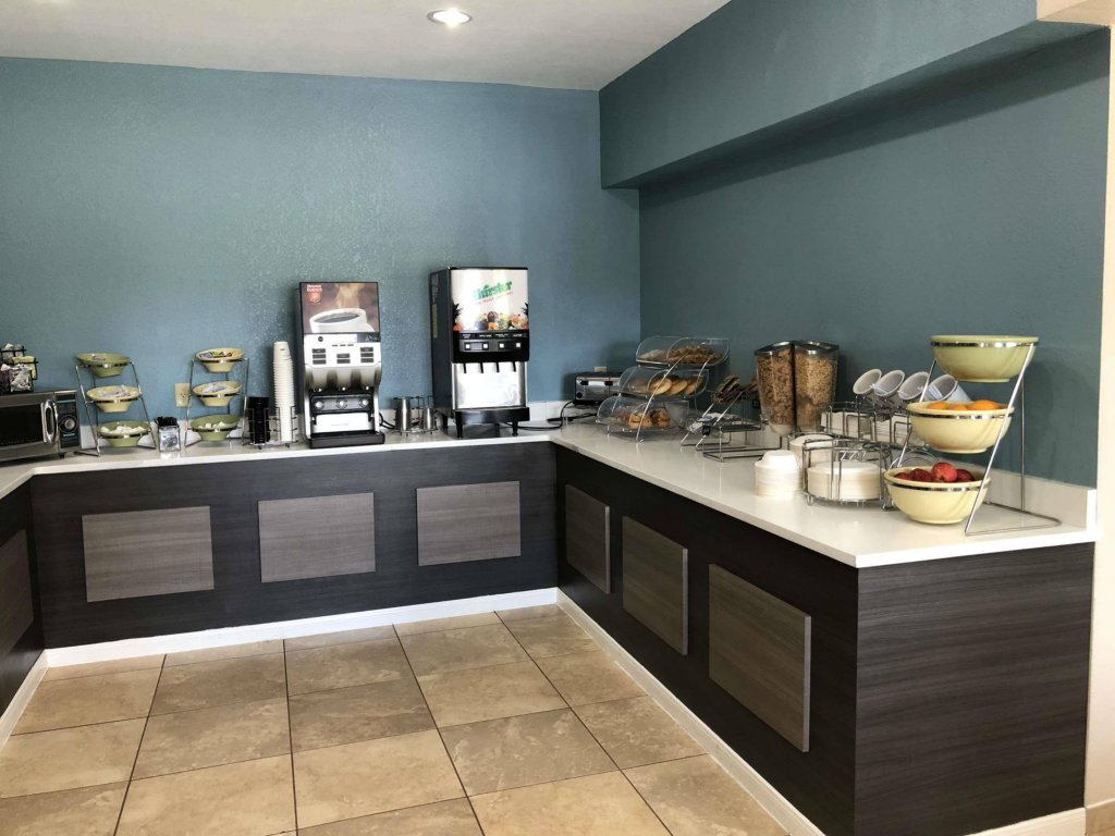 Фото Best Western Palo Duro Canyon Inn & Suites