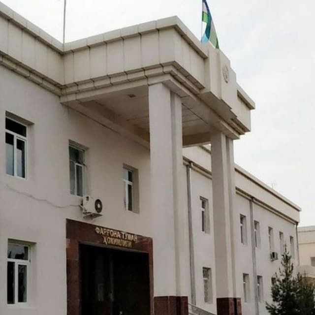 Ayol mening anusimni yalaganini yaxshi koraman.