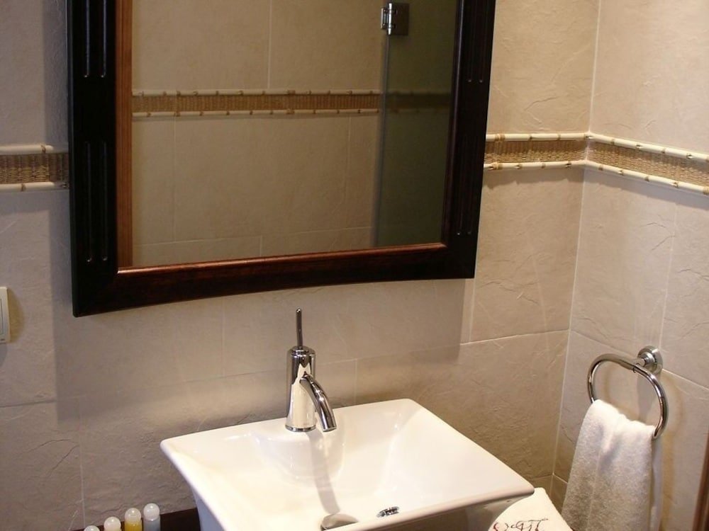 Фото Linda Boutique Hotel