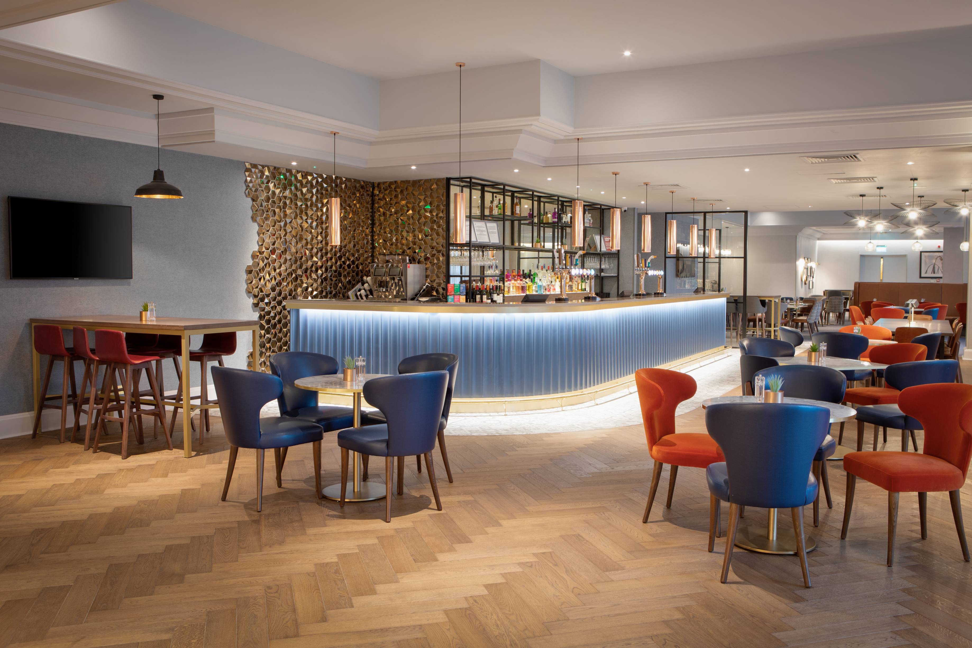 Фото DoubleTree by Hilton Stoke on Trent