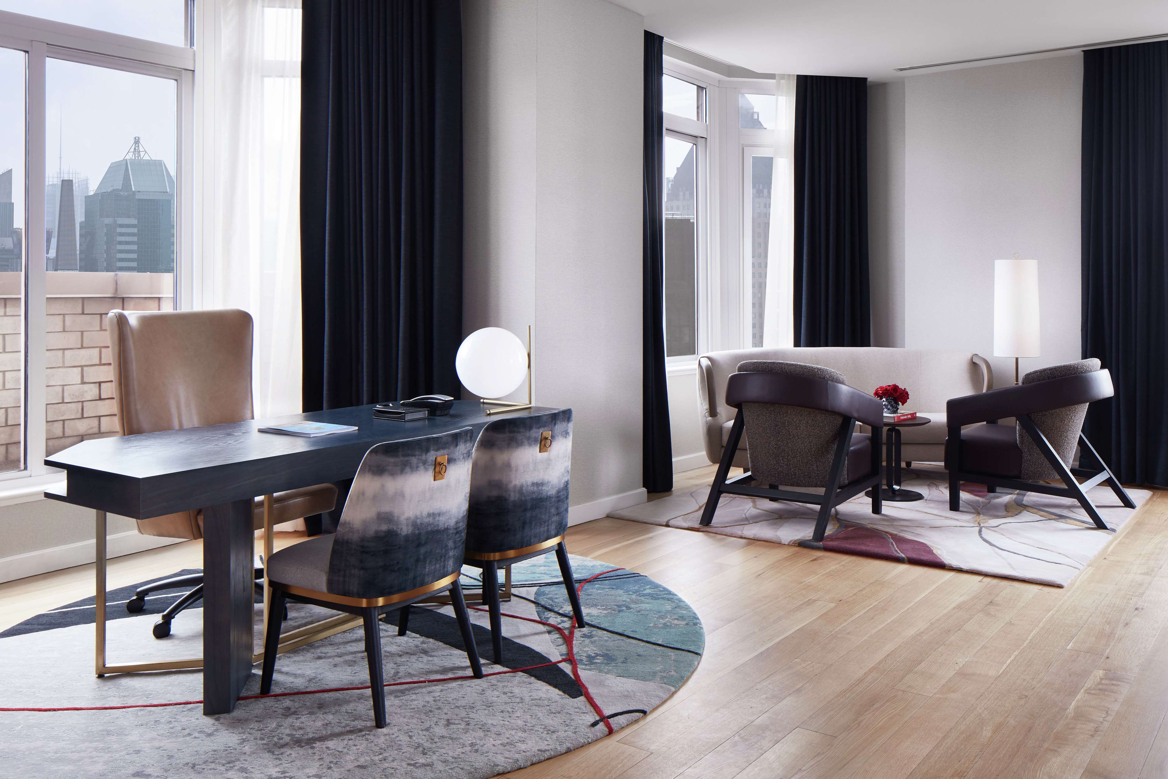 Фото Отель The Luxury Manhattan Midtown