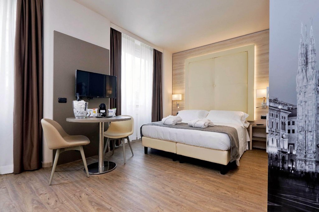 Фото Duomo Hotel & Apartments