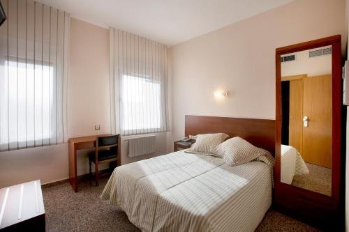 Фото Hotel Marivella