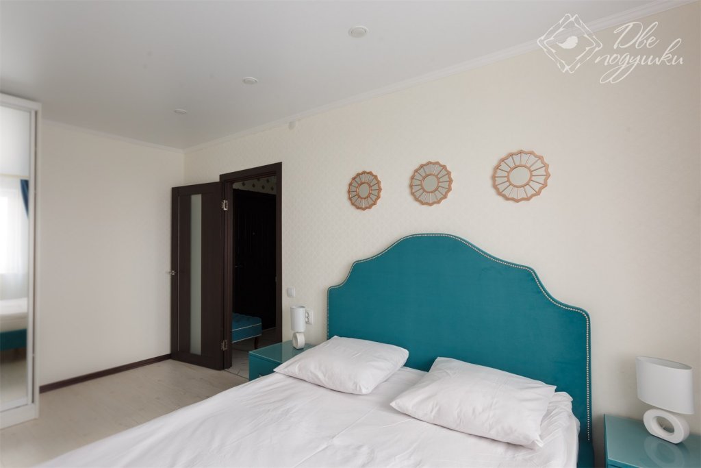 Фото Две Подушки на ул. Гагарина 82а кв. 852