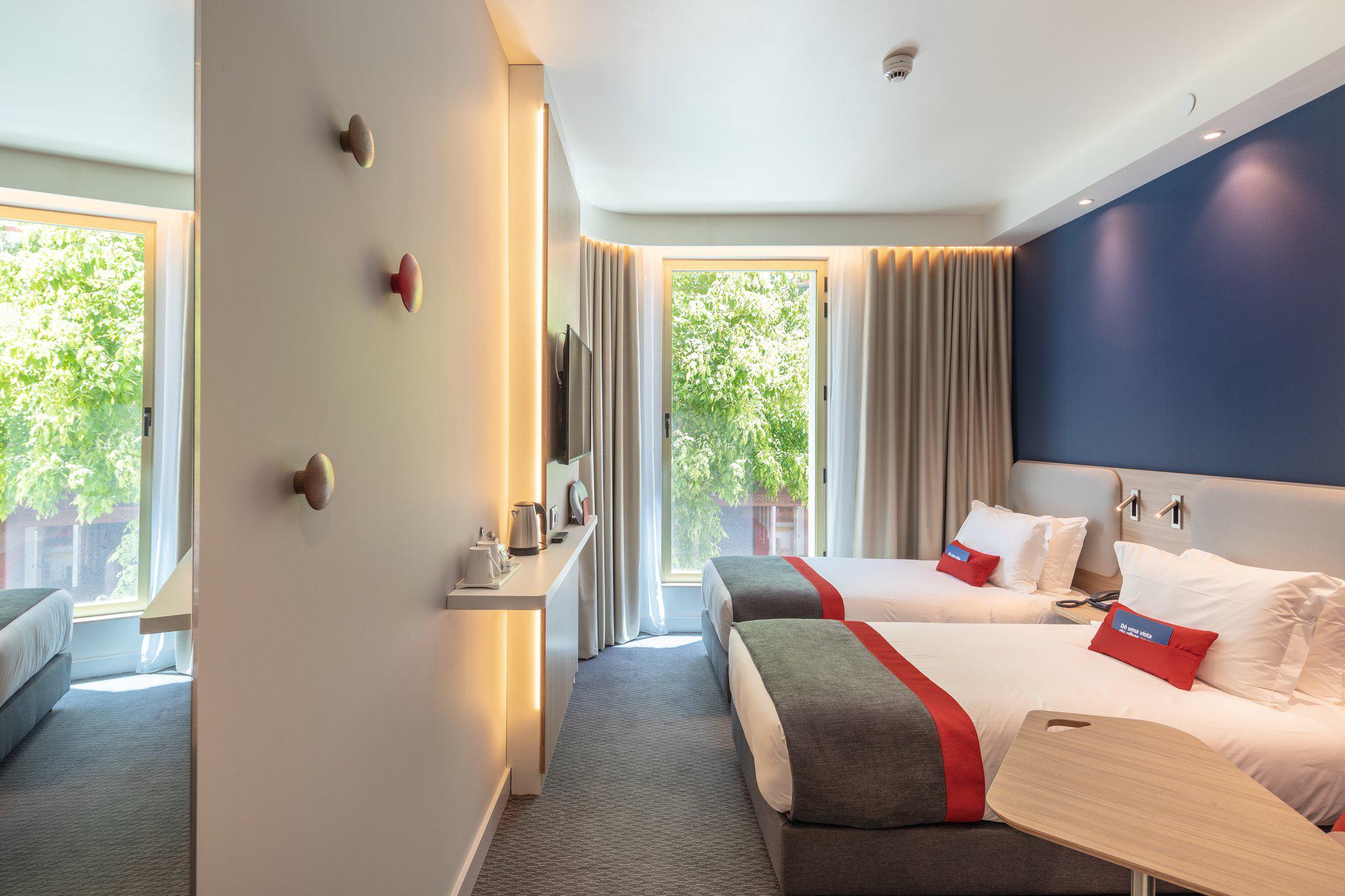 Фото Holiday Inn Express Porto City Center, an Ihg Hotel