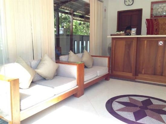 Фото Chalouvanh Hotel