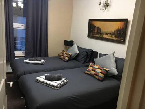 Фото Watford General Suites