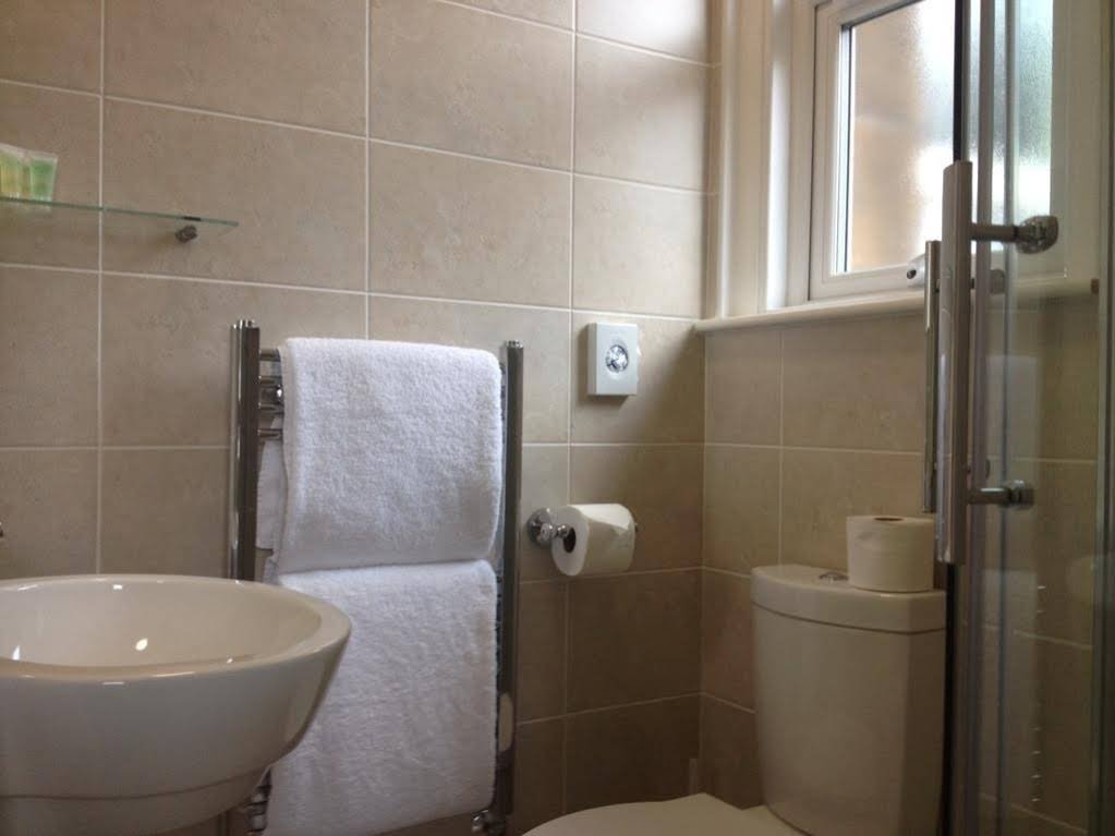 Фото 2 Crescent Gardens