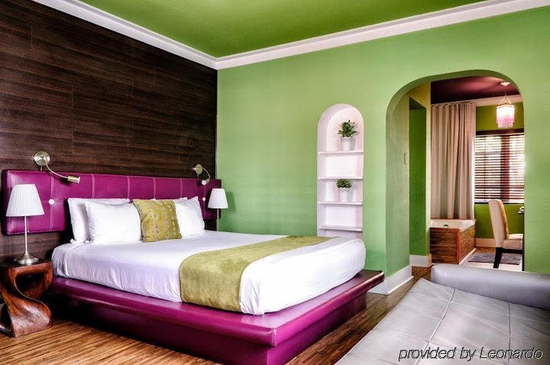 Фото Chesterfield Hotel & Suites, a South Beach Group Hotel