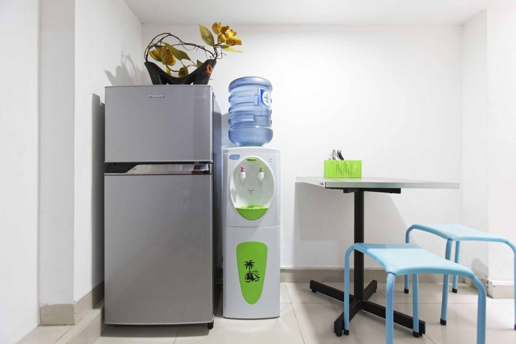 Фото Reddoorz @ Kemanggisan