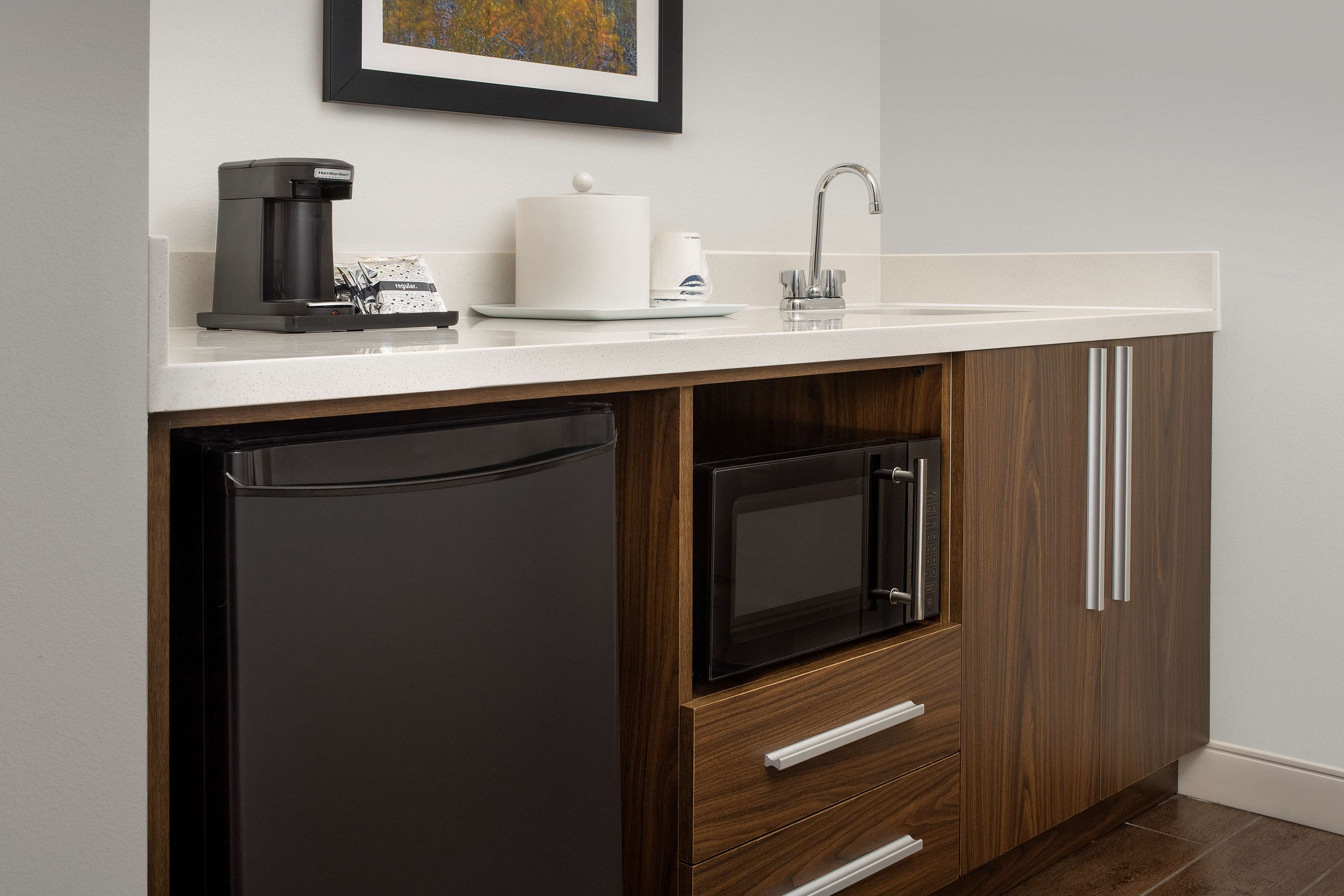 Фото Hampton Inn & Suites Phoenix Tempe