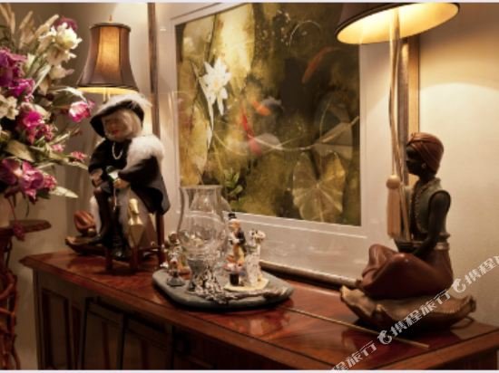 Фото Little Red Rooster Rest and SPA