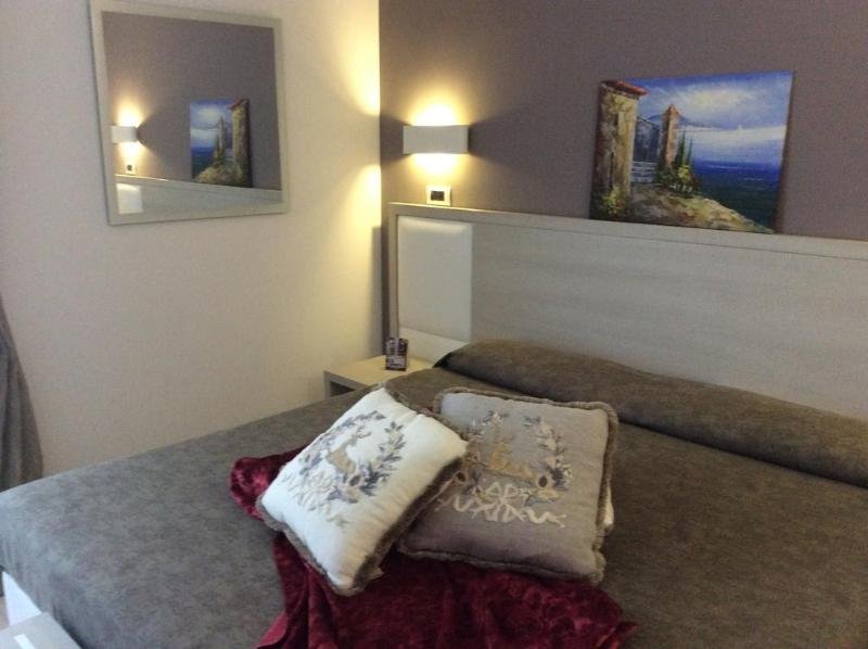 Фото Artemisia Palace Hotel