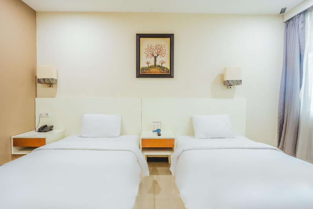 Фото The Falatehan Hotel