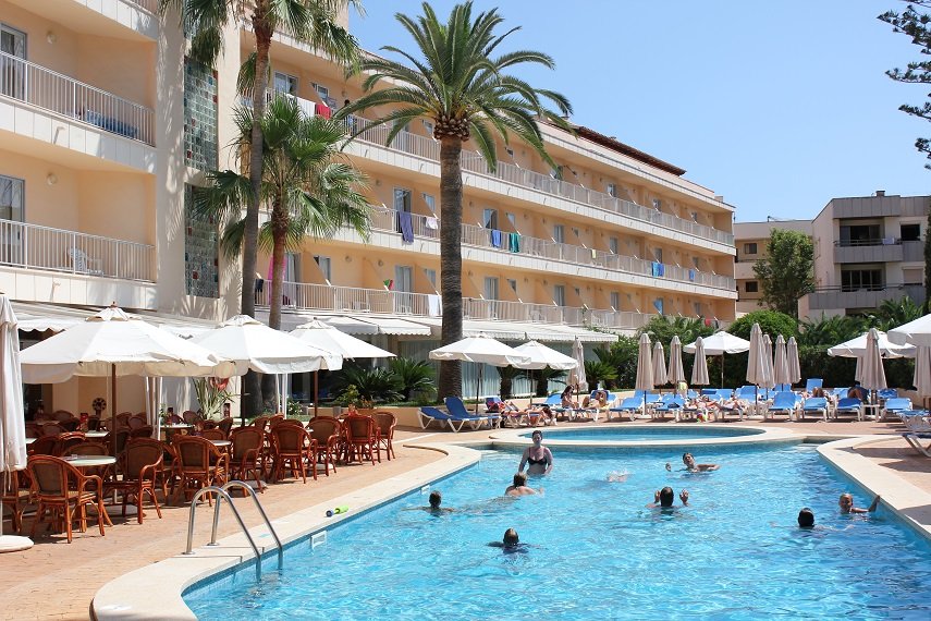 Фото Hotel Alondra