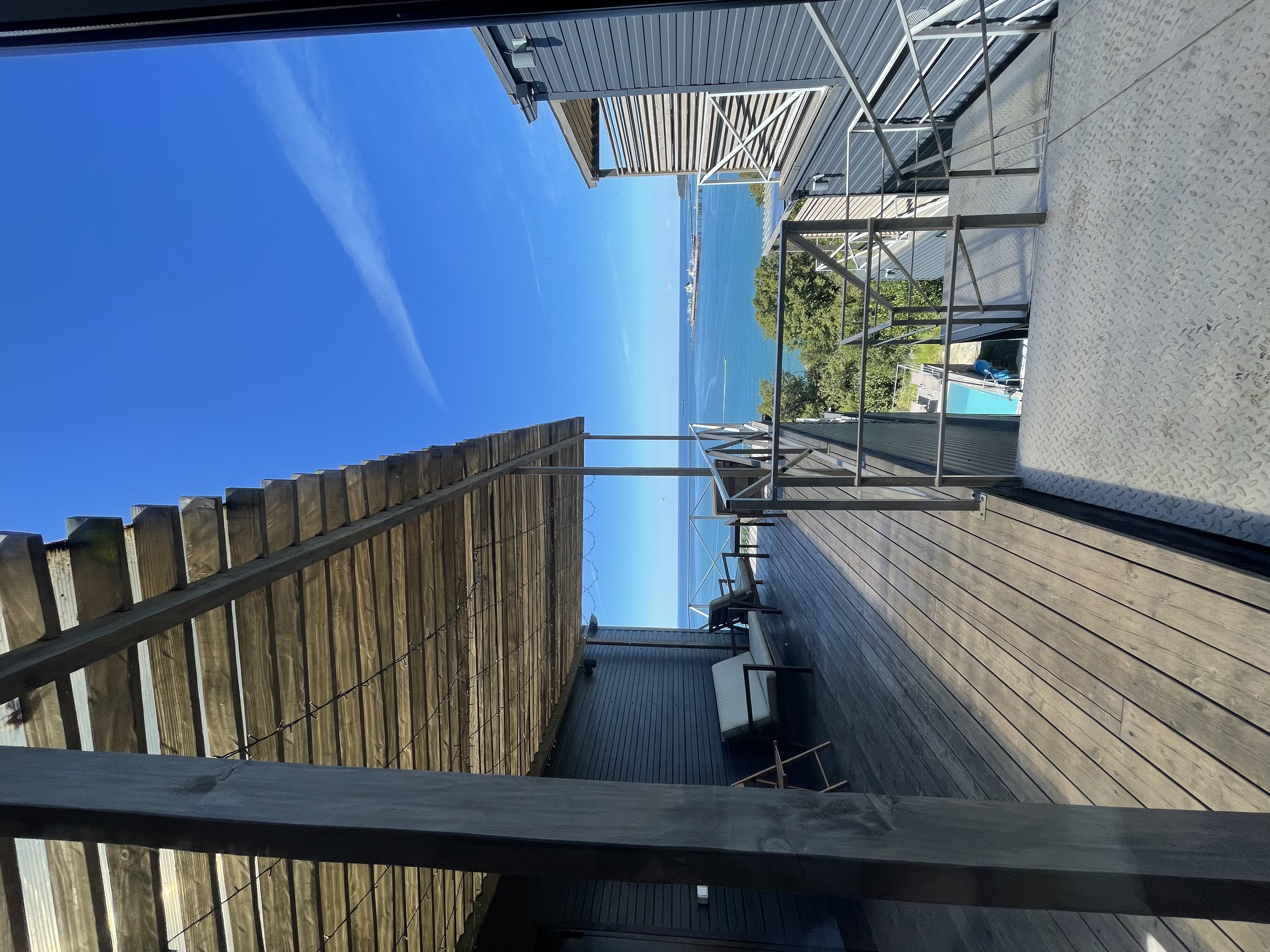 Фото Серый дом