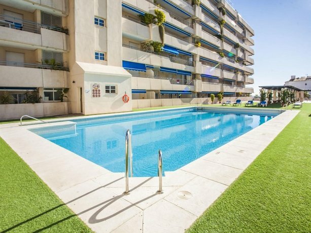 By Riva - Gorgeous 2 Bedroom Apartment in Centre of Puerto Banus
