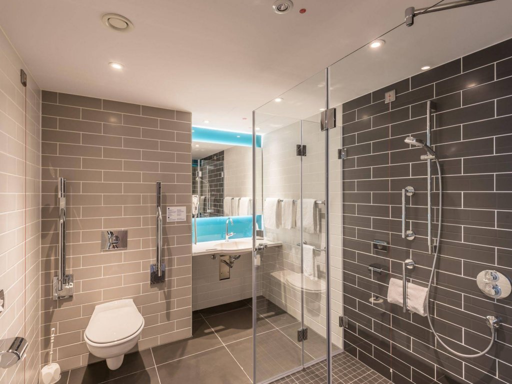 Фото Premier Inn Cologne City Sud Hotel