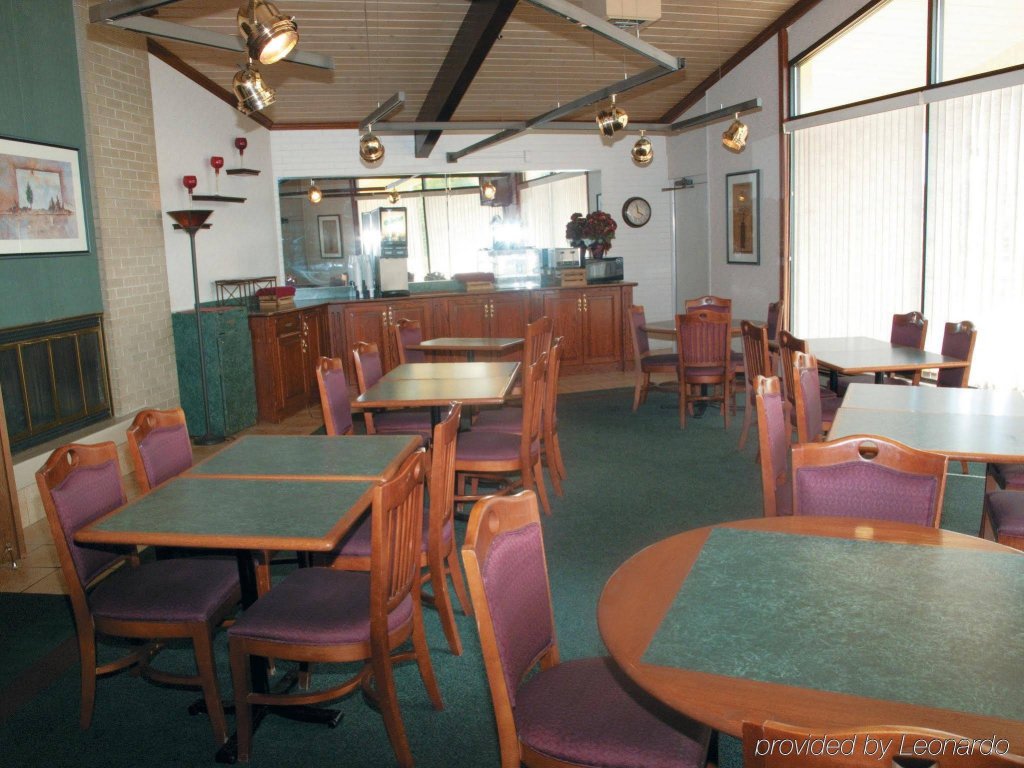 Фото Travelodge by Wyndham Appleton