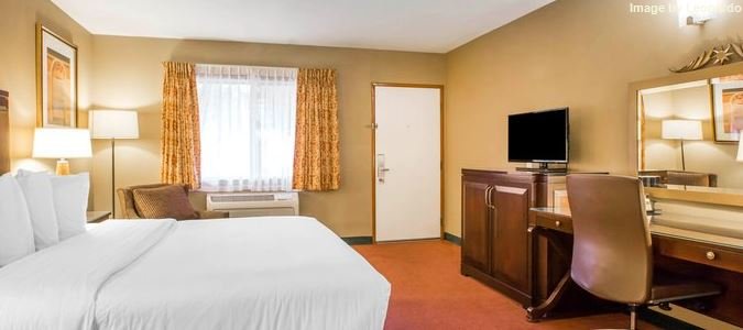 Фото Quality Inn & Suites Westminster Seal Beach