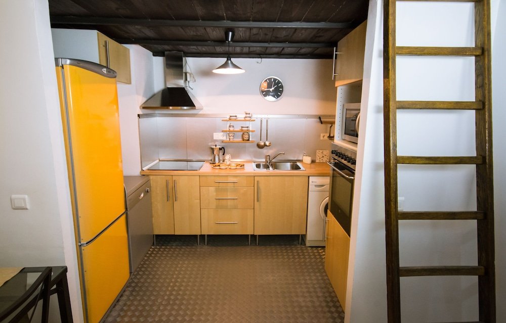 Фото Holidays2Malaga City Center Apartments