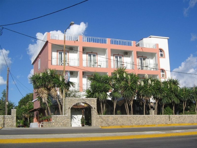 Фото Angela Hotel and Apartments