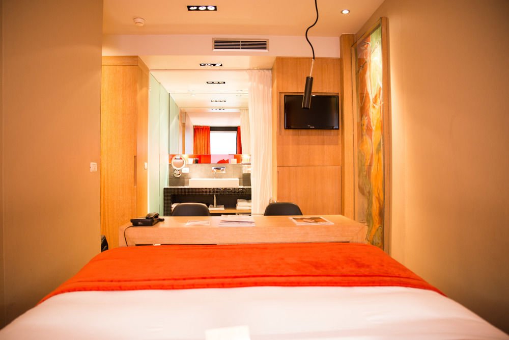 Фото Golden Tulip Opéra De Noailles