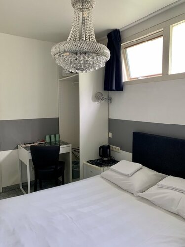 Внешний вид отеля Hotel Chao в Утрехте, фото 1