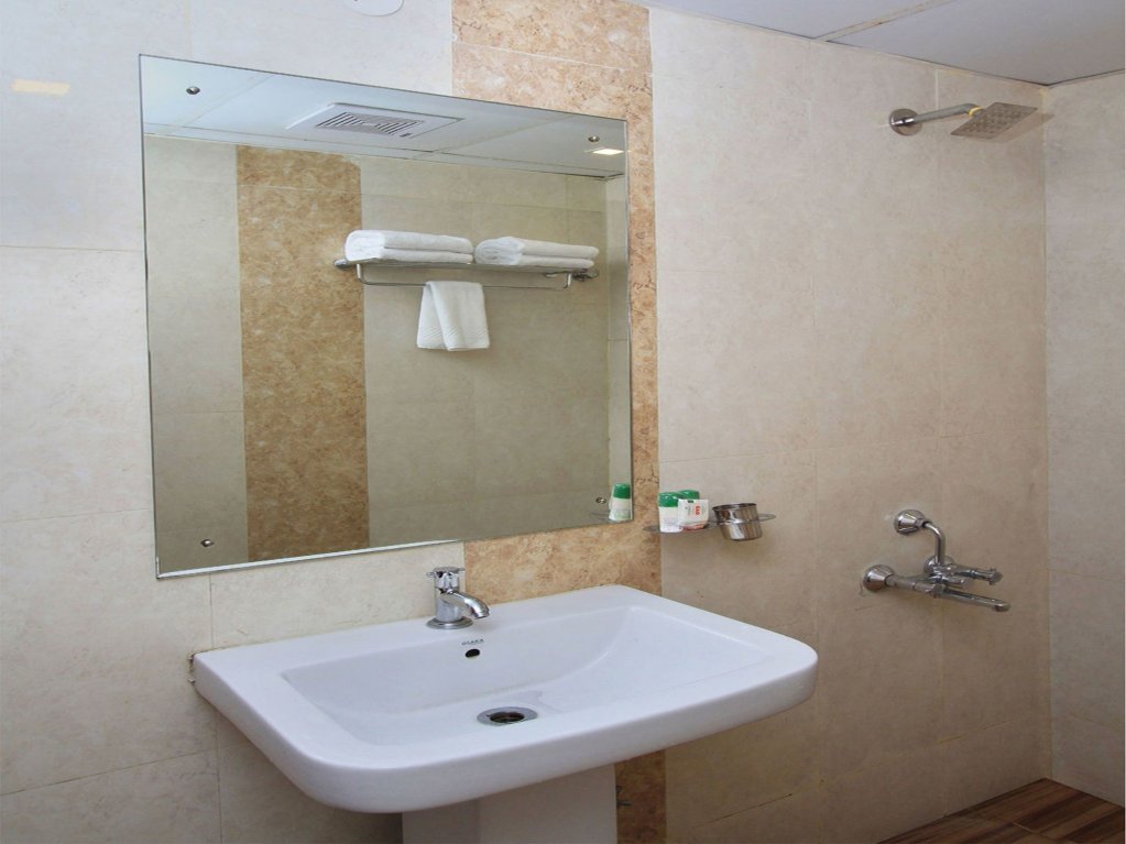 Фото Treebo Trend Paul's Inn