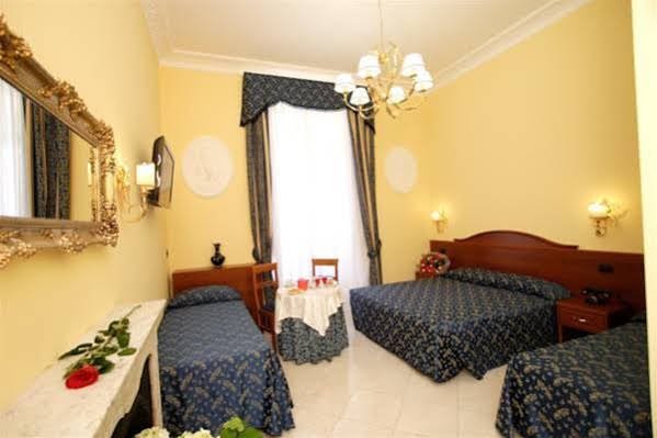 Фото Caroline Suite