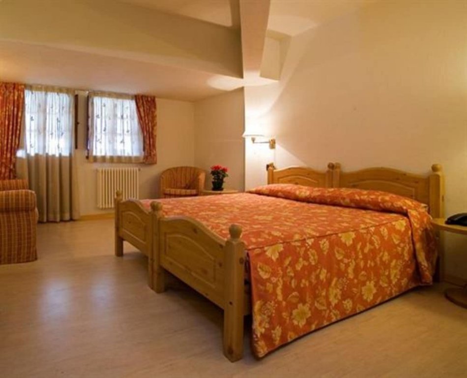 Фото iH Hotels Courmayeur Mont Blanc Resort