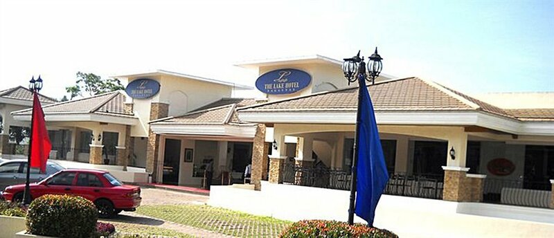 Гостиница The Lake Hotel Tagaytay в Тагайтае