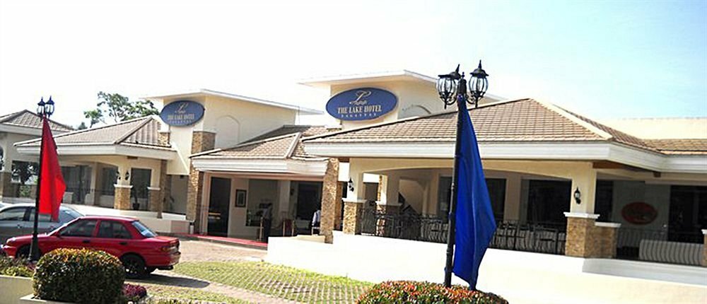 Hotel The Lake Hotel Tagaytay, Tagaytay, photo