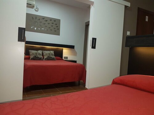 Гостиница Hostal San Francisco в Кадисе