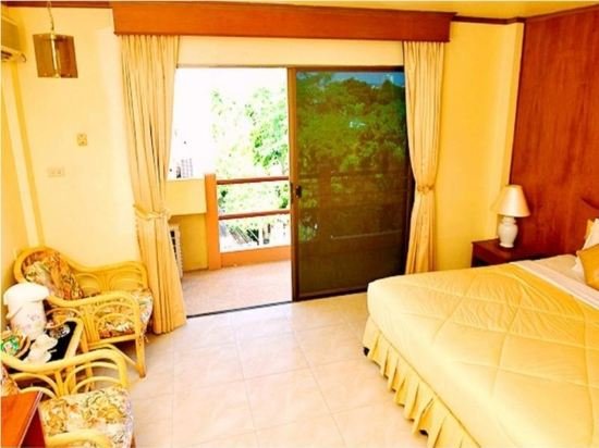 Фото Mr Mac's Hotel